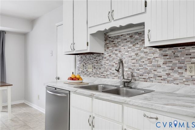 11431 Brandenburg Dr, Chesterfield, VA 23112