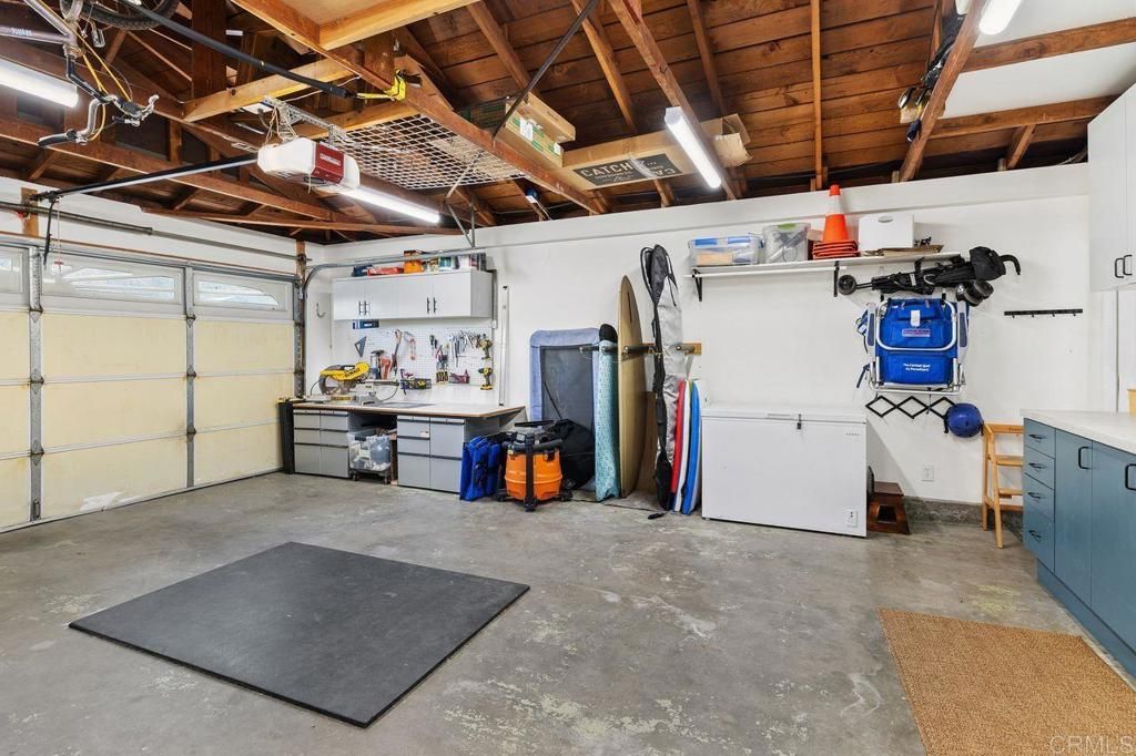 Image 35 of property listing at 6849 Ballinger Avenue, San Diego, CA 92119