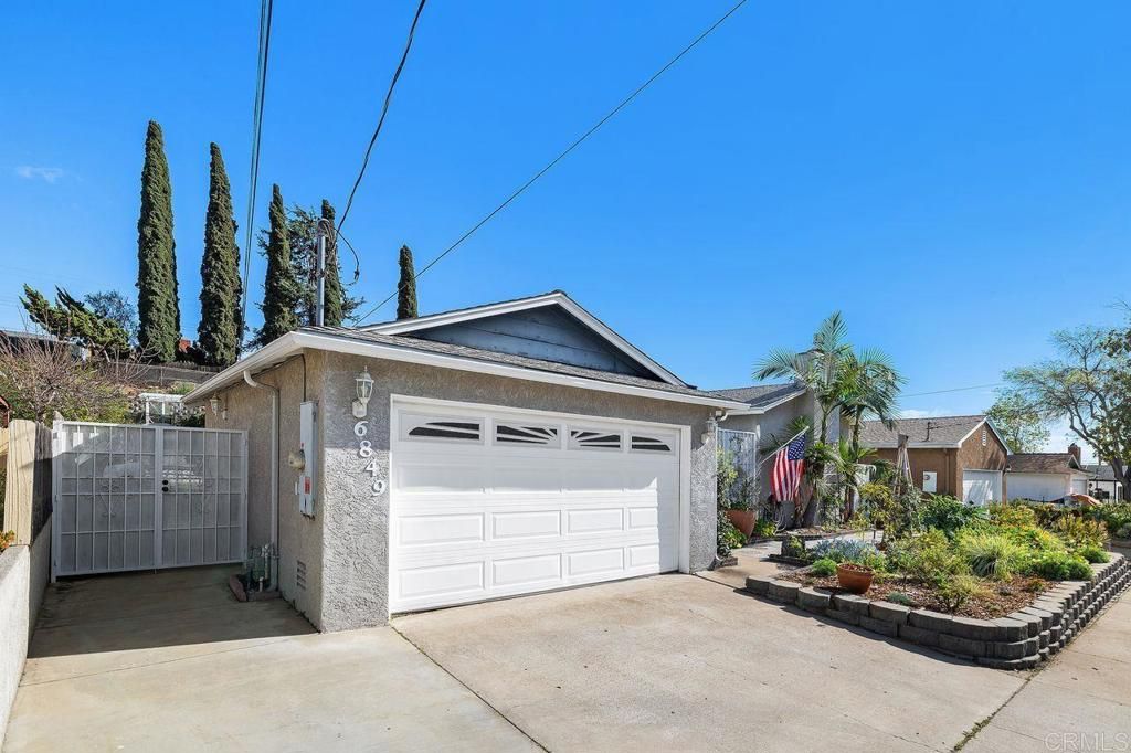 Image 43 of property listing at 6849 Ballinger Avenue, San Diego, CA 92119