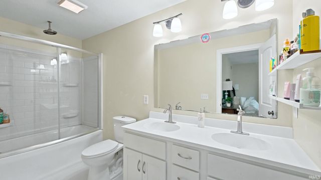 11019 Barrymore Run, Roanoke, IN 46783