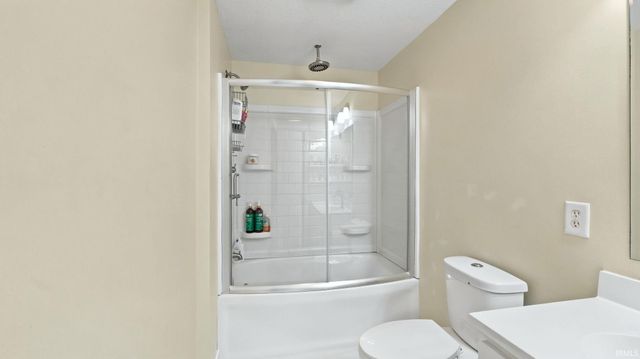 11019 Barrymore Run, Roanoke, IN 46783