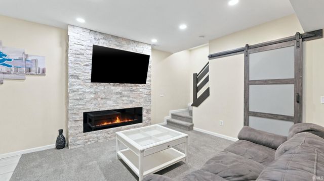 11019 Barrymore Run, Roanoke, IN 46783