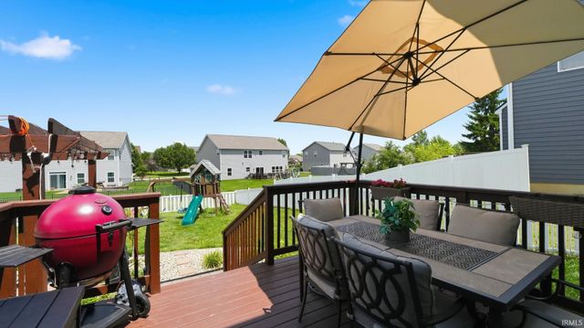 11019 Barrymore Run, Roanoke, IN 46783