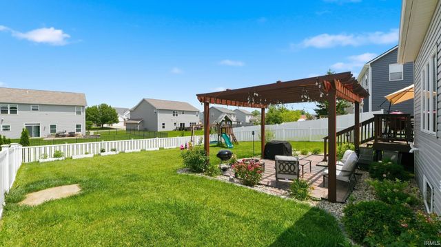 11019 Barrymore Run, Roanoke, IN 46783