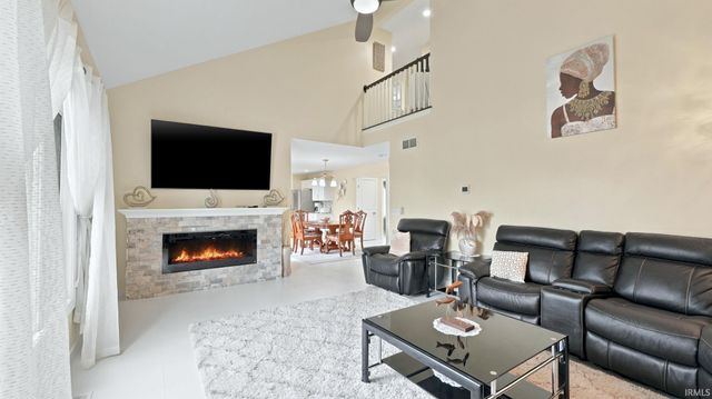 11019 Barrymore Run, Roanoke, IN 46783