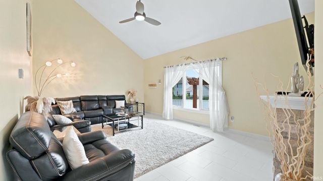 11019 Barrymore Run, Roanoke, IN 46783