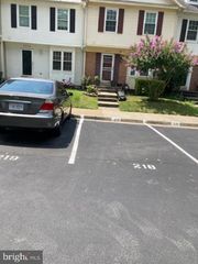 8946 WALDREN WAY, Lorton, VA 22079