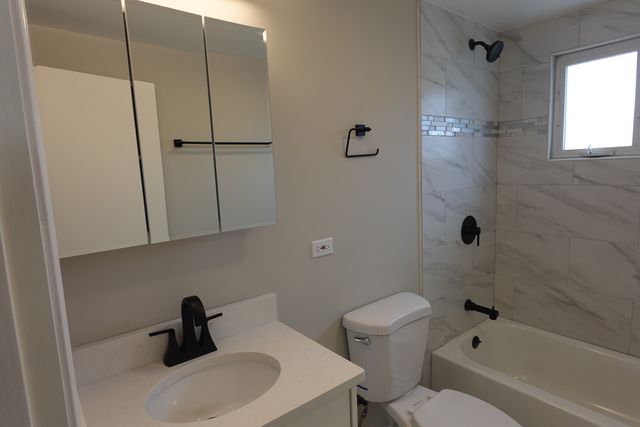 3118 Martin Avenue, Melrose Park, IL 60164