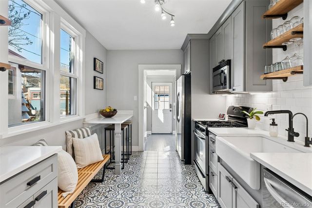 3223 W 22nd Avenue, Denver, CO 80211