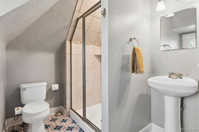 3223 W 22nd Avenue, Denver, CO 80211