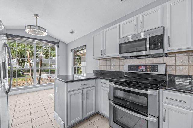 2239 MALLORY CIRCLE, Haines City, FL 33844