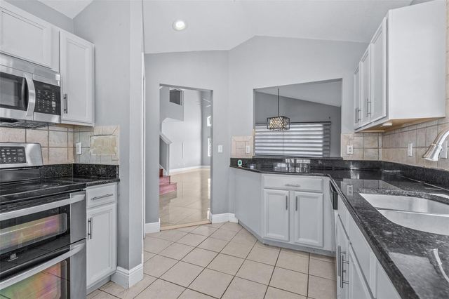 2239 MALLORY CIRCLE, Haines City, FL 33844