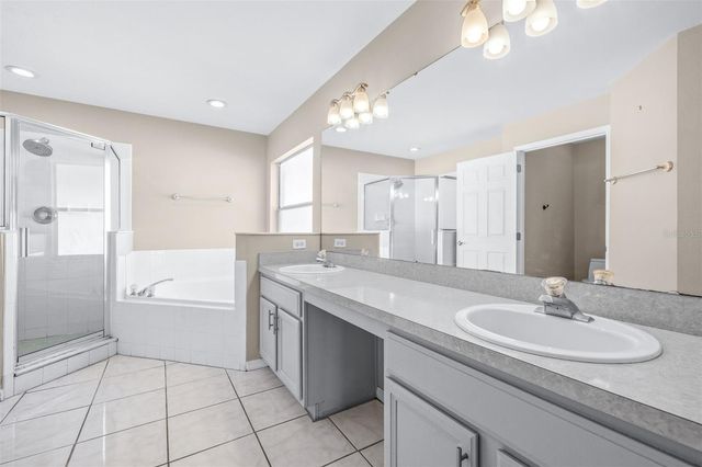 2239 MALLORY CIRCLE, Haines City, FL 33844