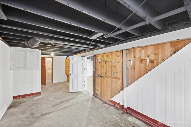 5 Marchester Drive, Kettering, OH 45429