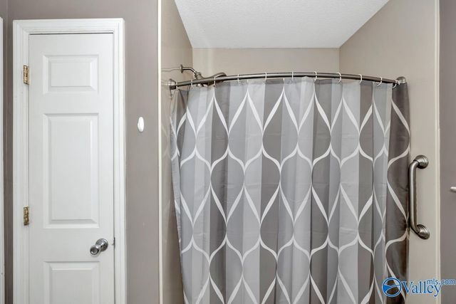 1004 Carters Grove Road, Hazel Green, AL 35750