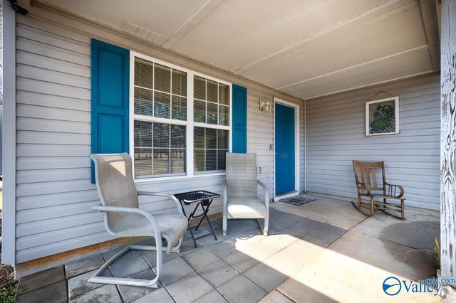 1004 Carters Grove Road, Hazel Green, AL 35750