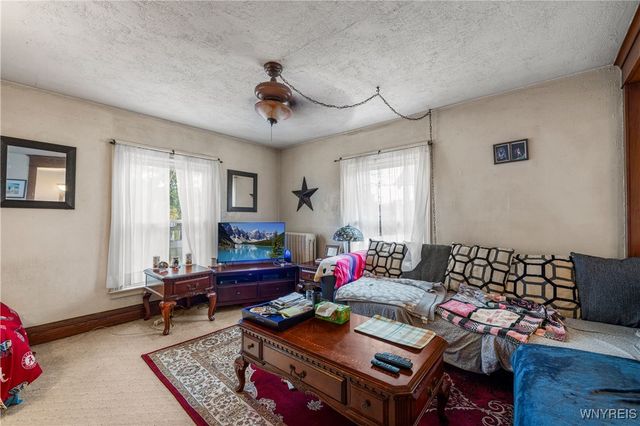 343 East Avenue, Lockport City, NY 14094