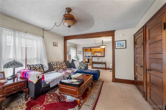 343 East Avenue, Lockport City, NY 14094