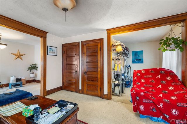 343 East Avenue, Lockport City, NY 14094