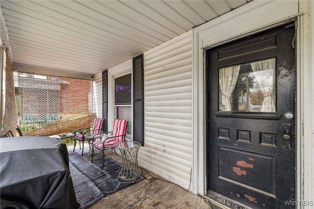 343 East Avenue, Lockport City, NY 14094