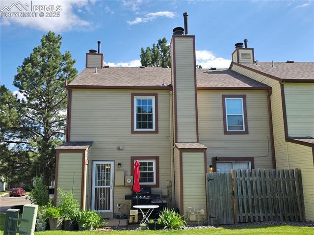 14232 E Hawaii Circle A, Aurora, CO 80012