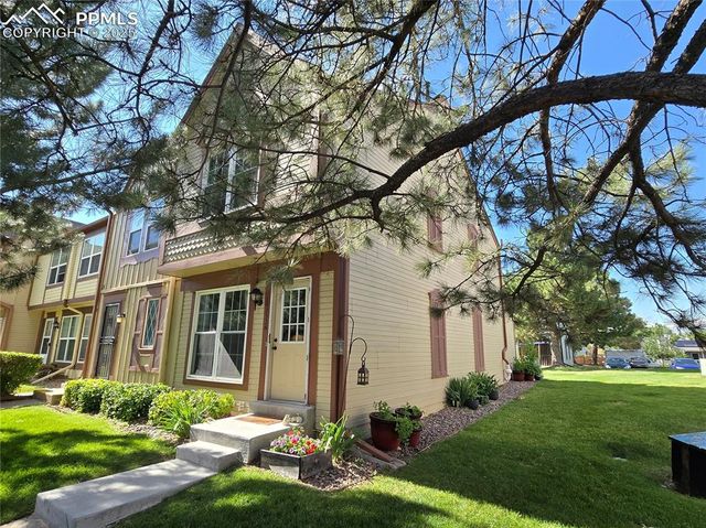 14232 E Hawaii Circle A, Aurora, CO 80012