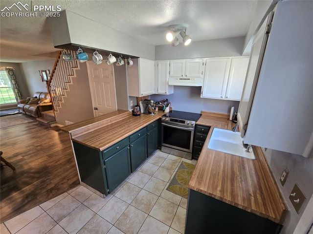 14232 E Hawaii Circle A, Aurora, CO 80012