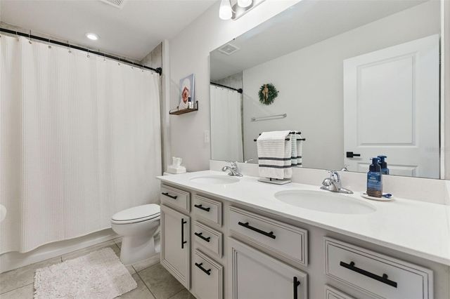 5014 GRAND TETON COURT, Deland, FL 32724