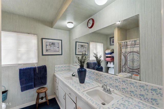 23459 Canzonet, Woodland Hills, CA 91367