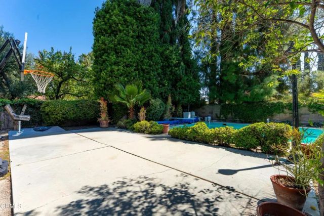 23459 Canzonet, Woodland Hills, CA 91367