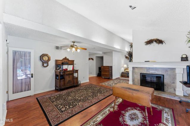 23459 Canzonet, Woodland Hills, CA 91367