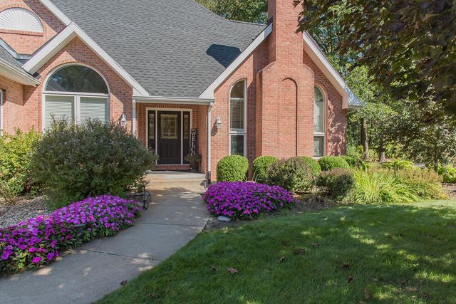 8551 Old Stone Circle, Kalamazoo, MI 49009