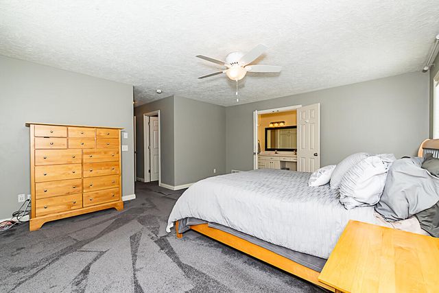 8551 Old Stone Circle, Kalamazoo, MI 49009