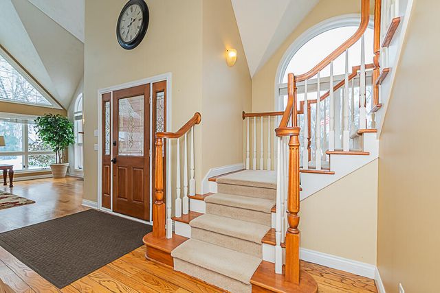 8551 Old Stone Circle, Kalamazoo, MI 49009