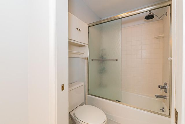 8551 Old Stone Circle, Kalamazoo, MI 49009