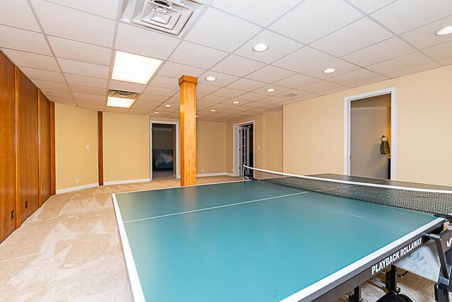 8551 Old Stone Circle, Kalamazoo, MI 49009