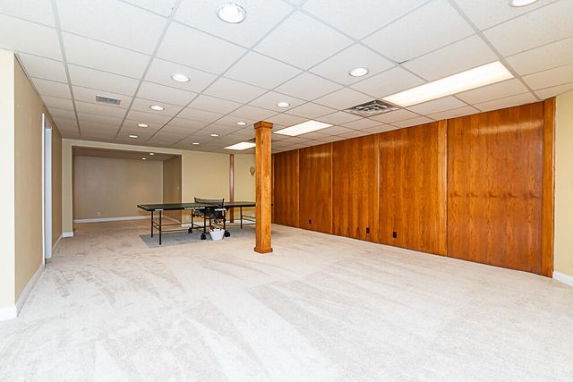 8551 Old Stone Circle, Kalamazoo, MI 49009