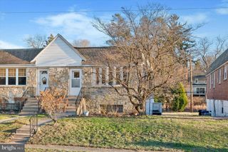 555 WANAMAKER RD, Jenkintown, PA 19046