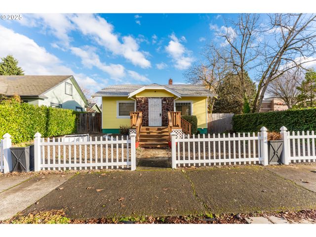 7532 N HEPPNER Ave, Portland, OR 97203