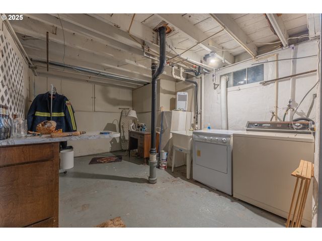 7532 N HEPPNER Ave, Portland, OR 97203