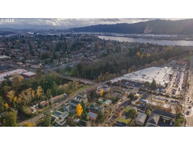 7532 N HEPPNER Ave, Portland, OR 97203