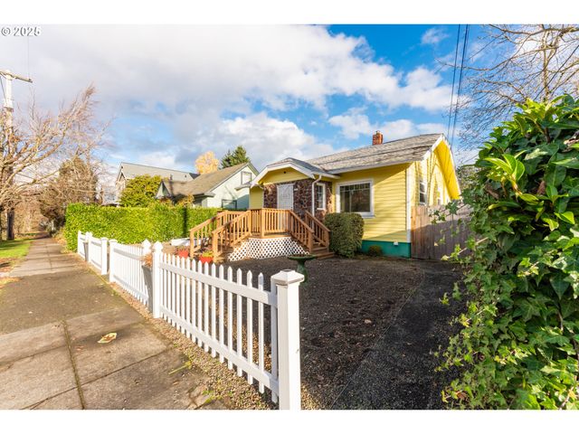 7532 N HEPPNER Ave, Portland, OR 97203