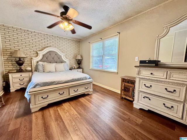 1237 W FOREST DRIVE, Gardendale, AL 35071
