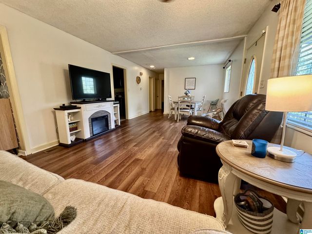 1237 W FOREST DRIVE, Gardendale, AL 35071