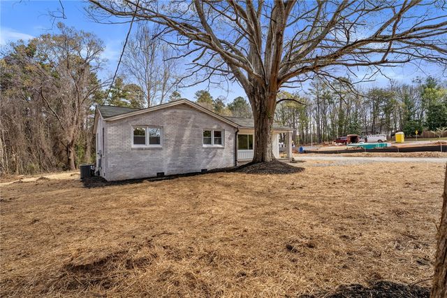 5202 Highway 86, Easley, SC 29642