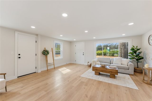 5202 Highway 86, Easley, SC 29642