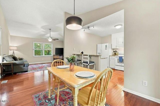 101 Cathedral Way, Cary, NC 27513