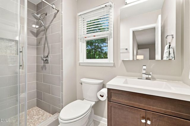 101 Cathedral Way, Cary, NC 27513