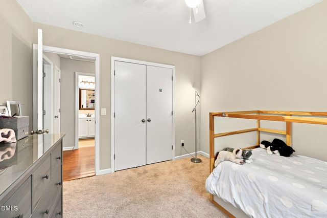 101 Cathedral Way, Cary, NC 27513