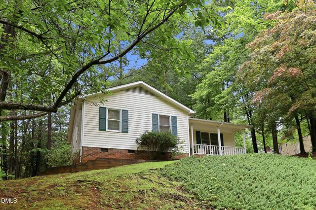 101 Cathedral Way, Cary, NC 27513